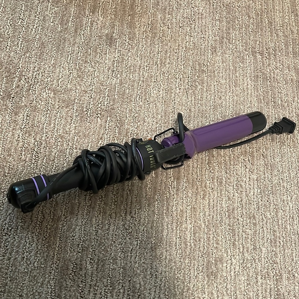 Hot tools curling iron